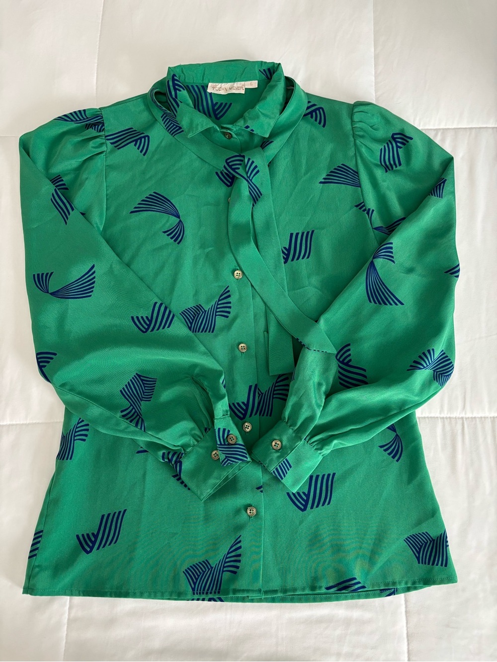 Women’s Vintage John Meyer Ladies Bow Tie Green Blouse Size 6